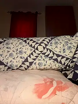 Freya 004 online show from 11/13/25, 11:53