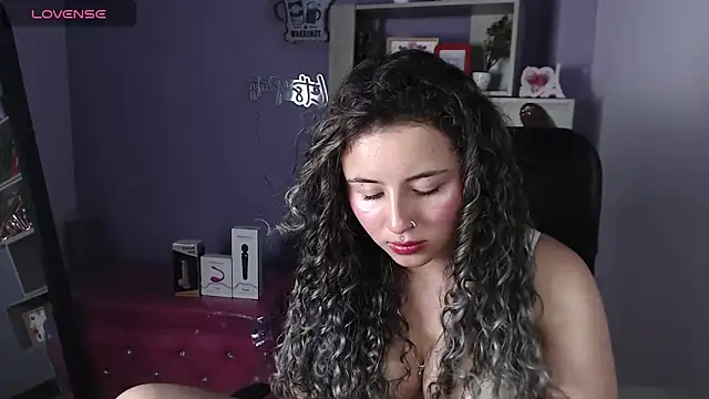 Snapshot of celeste_blue69 chatting on 02/21/25, 05:02 celeste blue69 online show from 02/21/25, 05:02