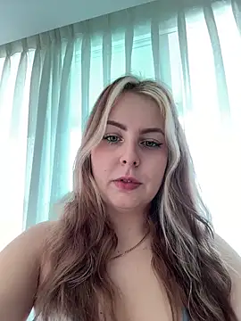 Livewithlucy online show from 01/22/25, 03:20