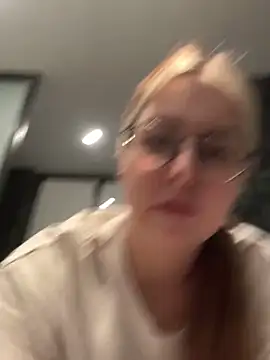 Livewithlucy online show from 01/29/25, 01:17