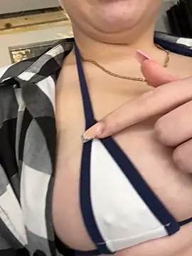 Livewithlucy online show from 03/16/25, 04:01