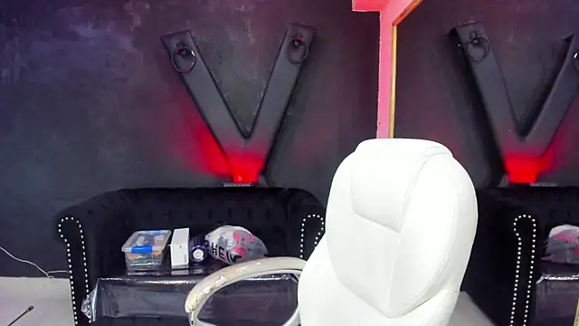 saracaball  online show from 03/22/25, 05:17