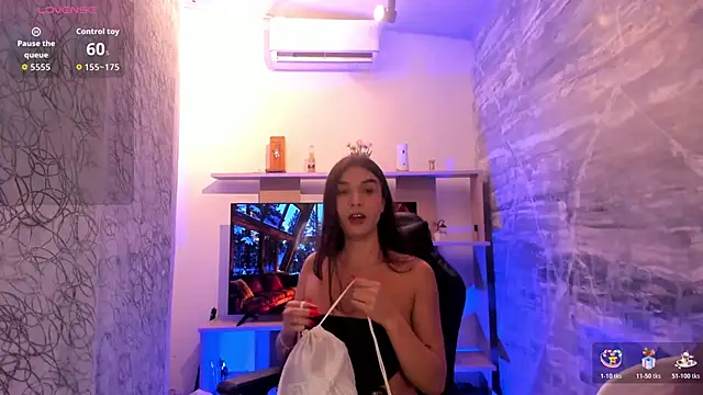 saracaball  online show from 01/19/26, 03:43