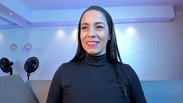 violet scott online show from 10/10/25, 10:47