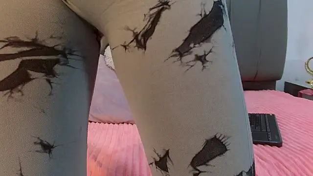 Cherllynn online show from 01/31/25, 05:10