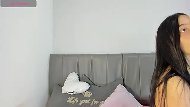 Cherllynn online show from 10/09/25, 03:10