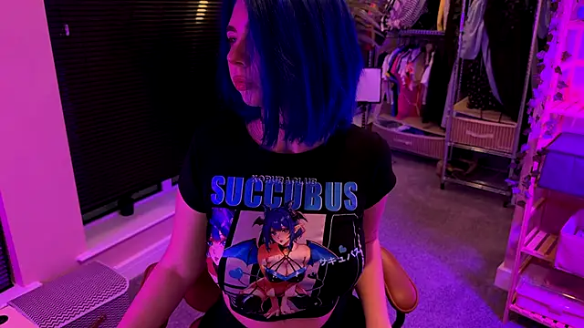 Snapshot of _vixenp chatting on 10/03/25, 05:54 vixenp online show from 10/03/25, 05:54