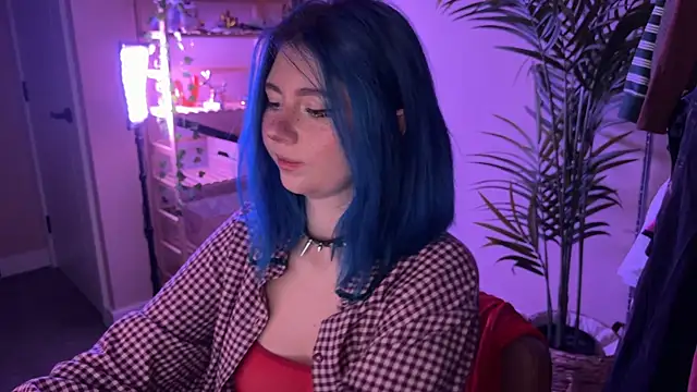 Snapshot of _vixenp chatting on 12/16/25, 06:46 vixenp online show from 12/16/25, 06:46