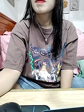 cream1299 online show from 10/06/25, 11:18