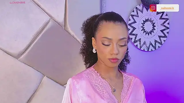 Nahomi King online show from 02/24/25, 01:10