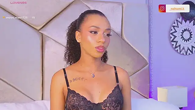 Nahomi King online show from 03/06/25, 01:24