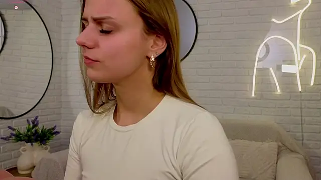 Wendy D0ll online show from 02/25/26, 09:02