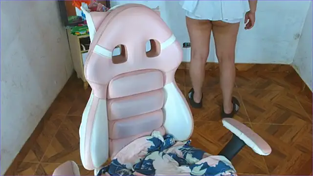 Geisha Seniers online show from 09/28/25, 08:25