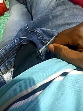 bangaloresexyguy online show from 12/04/25, 04:55