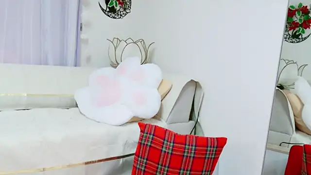 aaanyan online show from 12/11/24, 02:52