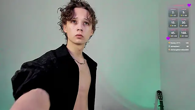 Vampirella GS online show from 01/29/25, 09:39