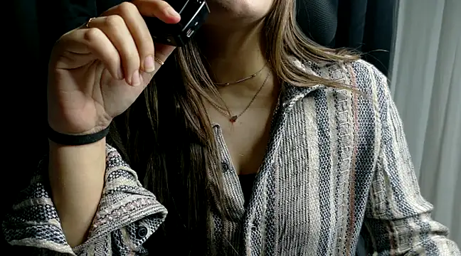 Snapshot of demieliss chatting on 03/11/25, 07:03 demieliss online show from 03/11/25, 07:03