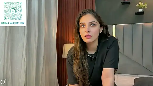 Snapshot of demieliss chatting on 10/28/25, 06:10 demieliss online show from 10/28/25, 06:10