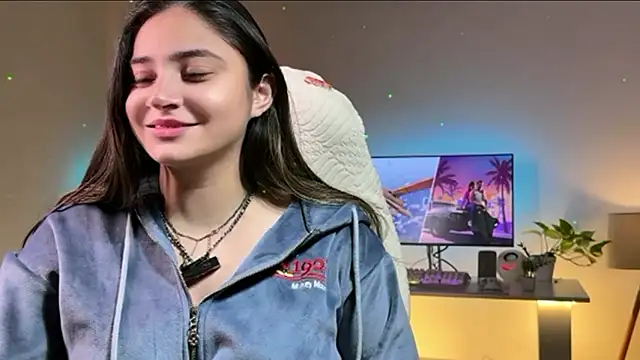 Snapshot of demieliss chatting on 01/11/26, 06:35 demieliss online show from 01/11/26, 06:35