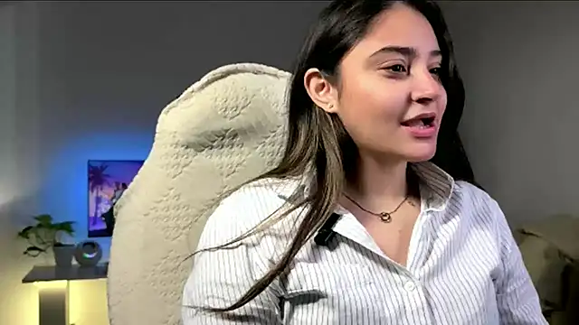 Snapshot of demieliss chatting on 02/07/26, 05:22 demieliss online show from 02/07/26, 05:22