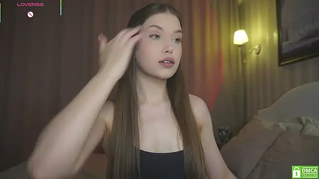 Snapshot of _Eva_Lee chatting on 10/27/25, 01:48 Eva Lee online show from 10/27/25, 01:48