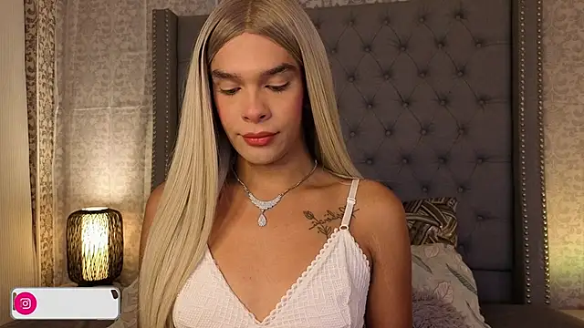 Shantal Joness online show from 10/01/25, 09:54