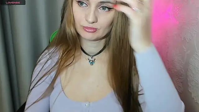 Snapshot of Viola_sweet chatting on 10/05/25, 09:51 Viola sweet online show from 10/05/25, 09:51