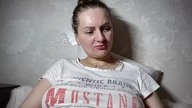 Viola sweet online show from 04/19/26, 11:31