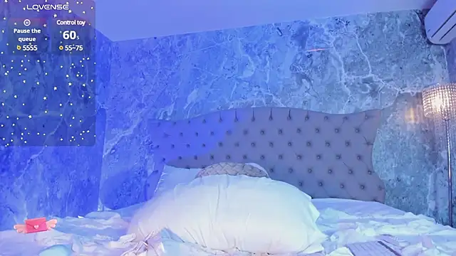 Aprillbrunette online show from 03/04/25, 08:35