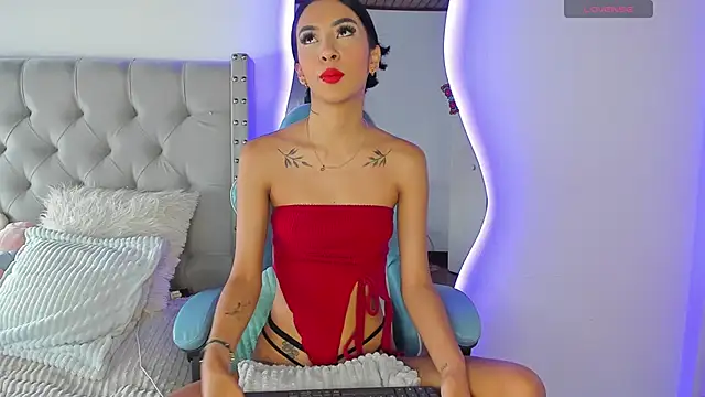 Snapshot of Violet_Rost chatting on 03/07/25, 02:34 Violet Rost online show from 03/07/25, 02:34