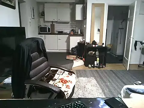 mihaimichael online show from 03/10/25, 05:33