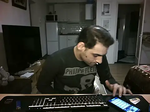 mihaimichael online show from 04/11/26, 12:37