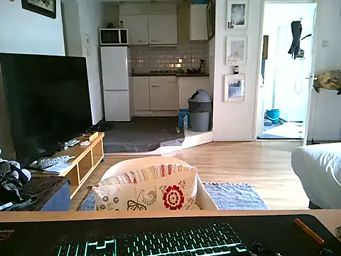 mihaimichael online show from 04/12/26, 03:06