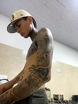 Snapshot of Herem369 chatting on 12/03/25, 01:35 Herem369 online show from 12/03/25, 01:35