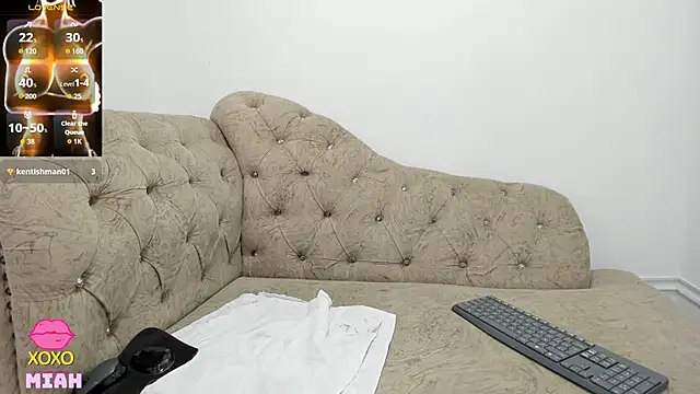 Miah BigBoobs online show from 11/27/25, 08:55