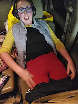 AstridFalk23 online show from 11/25/25, 12:32