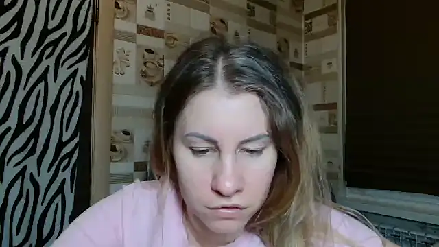 TherestlessKitty online show from 02/16/26, 10:28