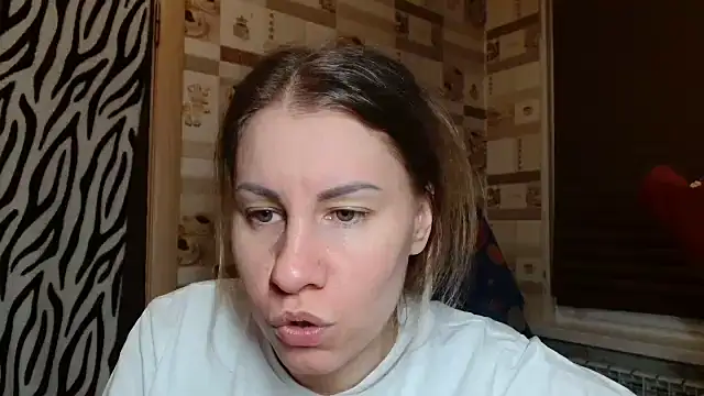 TherestlessKitty online show from 02/17/26, 10:16