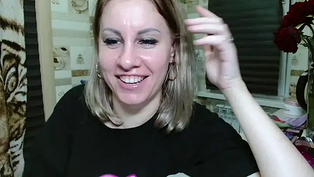 TherestlessKitty online show from 06/14/26, 02:24