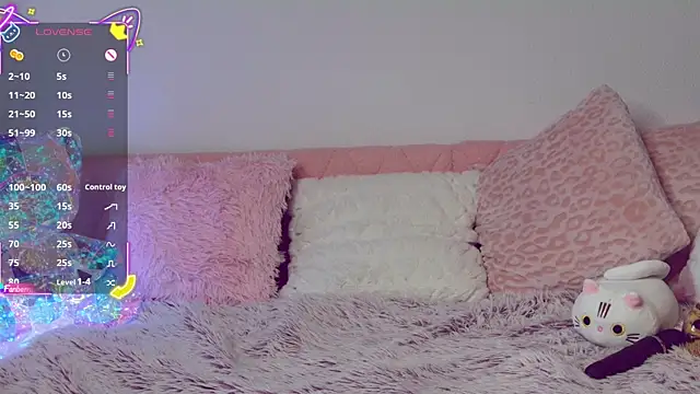 nora the strange online show from 10/14/25, 01:23