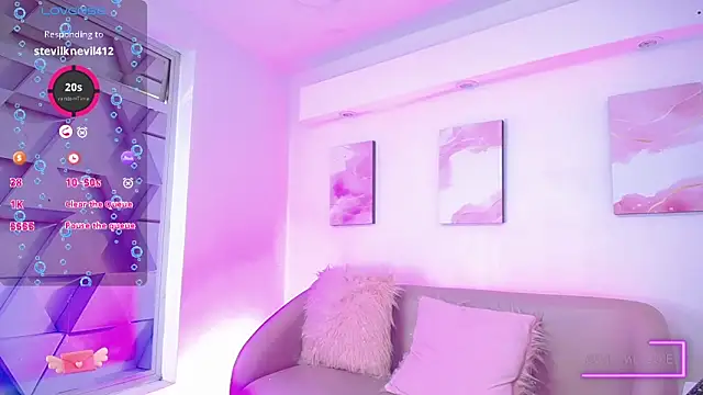 Snapshot of Tayzon_Foxxx chatting on 01/15/25, 04:32 Tayzon Foxxx online show from 01/15/25, 04:32