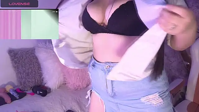 Snapshot of mikuru_hara chatting on 03/06/25, 03:35 mikuru hara online show from 03/06/25, 03:35