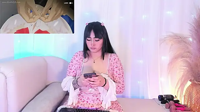 Snapshot of mikuru_hara chatting on 12/19/25, 01:23 mikuru hara online show from 12/19/25, 01:23