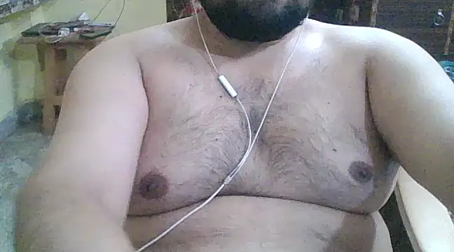 Snapshot of ARYANAVAILABLE chatting on 03/05/25, 12:27 ARYANAVAILABLE online show from 03/05/25, 12:27