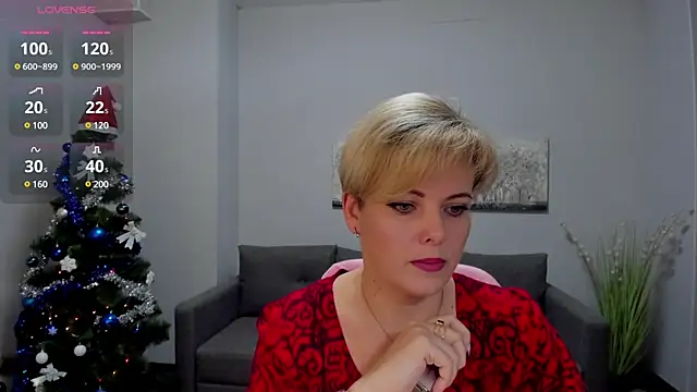 Julia Wilsone online show from 12/26/24, 07:13