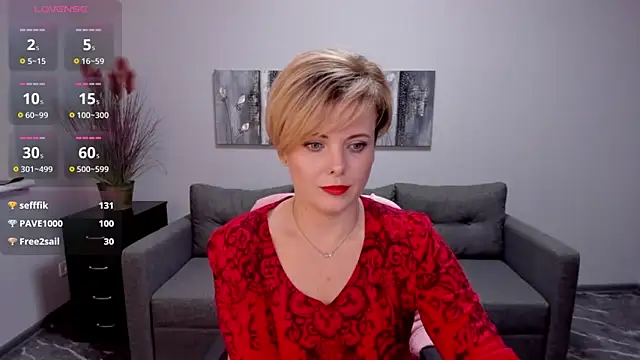 Julia Wilsone online show from 02/22/25, 05:02