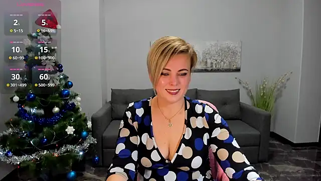 Julia Wilsone online show from 12/17/25, 01:17