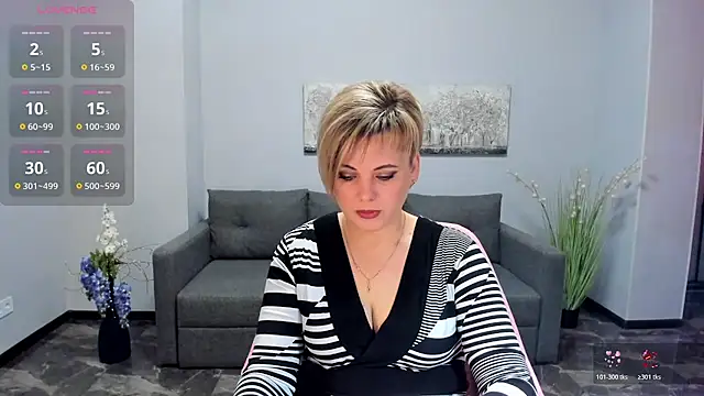 Julia Wilsone online show from 01/14/26, 06:52