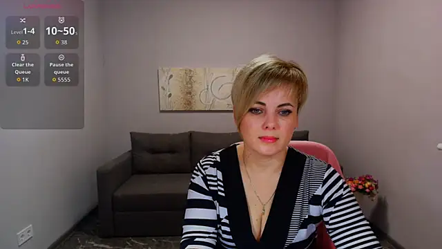 Julia Wilsone online show from 02/01/26, 07:18