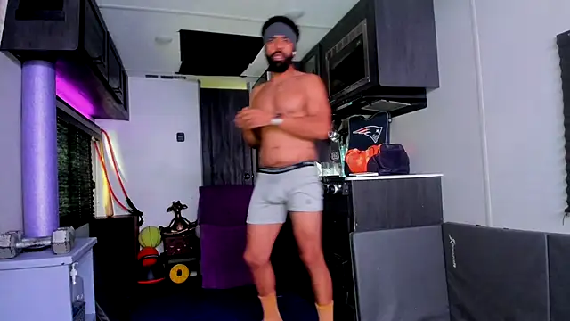 Snapshot of DirtyDrizzy chatting on 02/05/26, 02:22 DirtyDrizzy online show from 02/05/26, 02:22